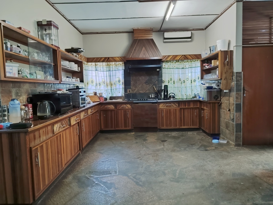 4 Bedroom Property for Sale in Songloed North West